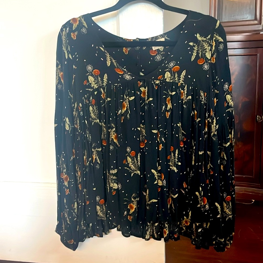 Black floral long-sleeve blouse